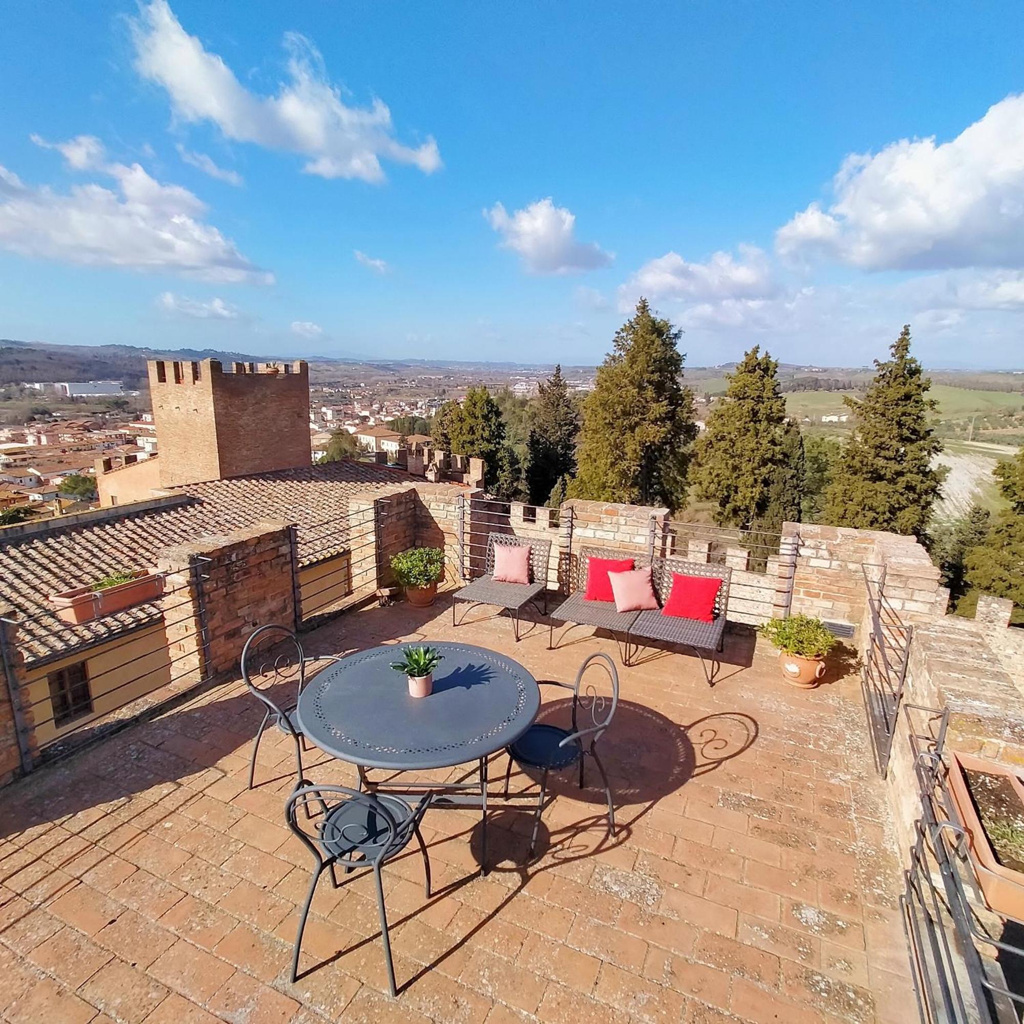 Appartamento Palazzo Stiozzi Ridolfi Certaldo Esterno foto