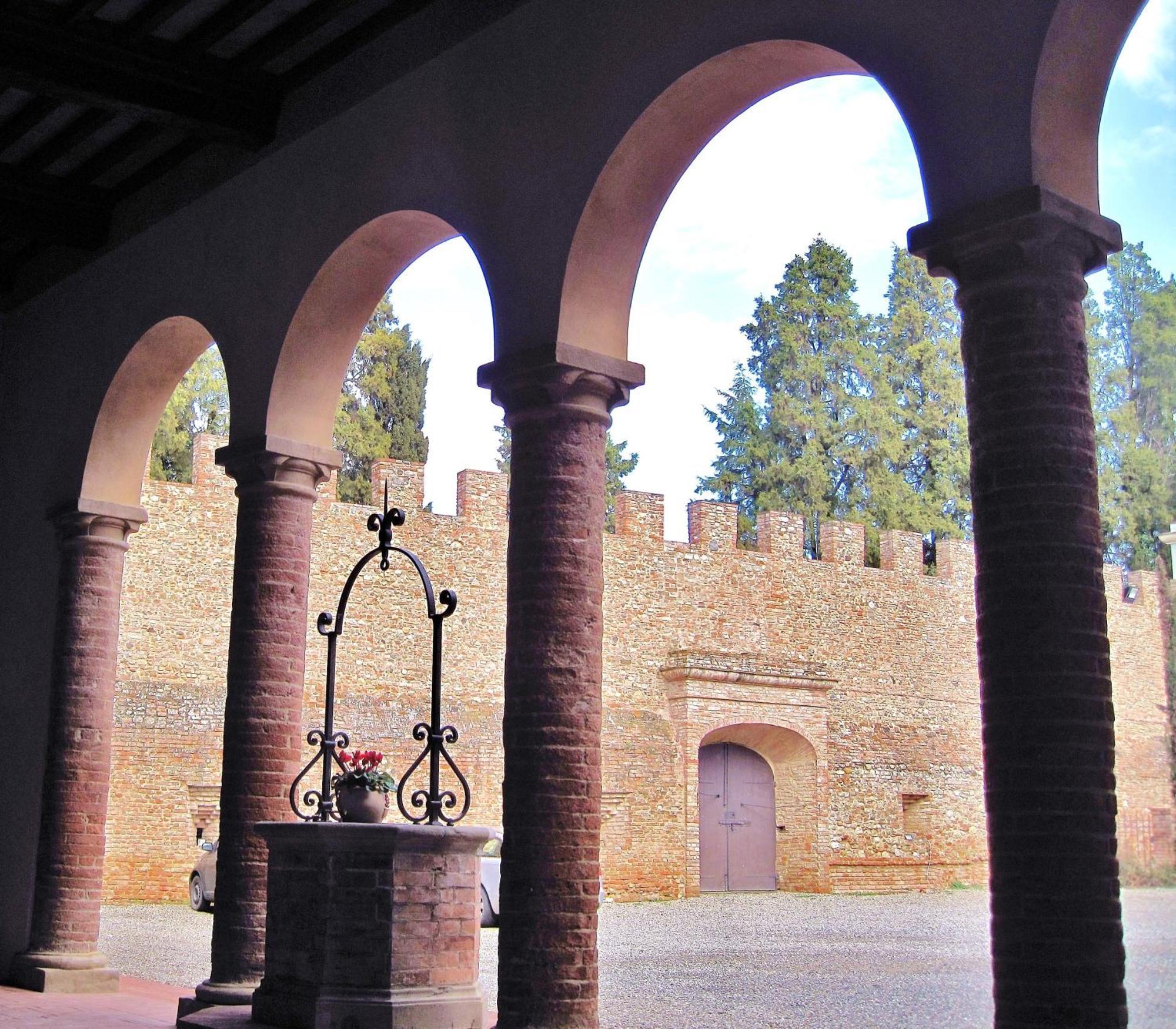 Appartamento Palazzo Stiozzi Ridolfi Certaldo Esterno foto